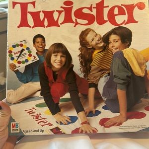 Vintage 1998 Twister Game
